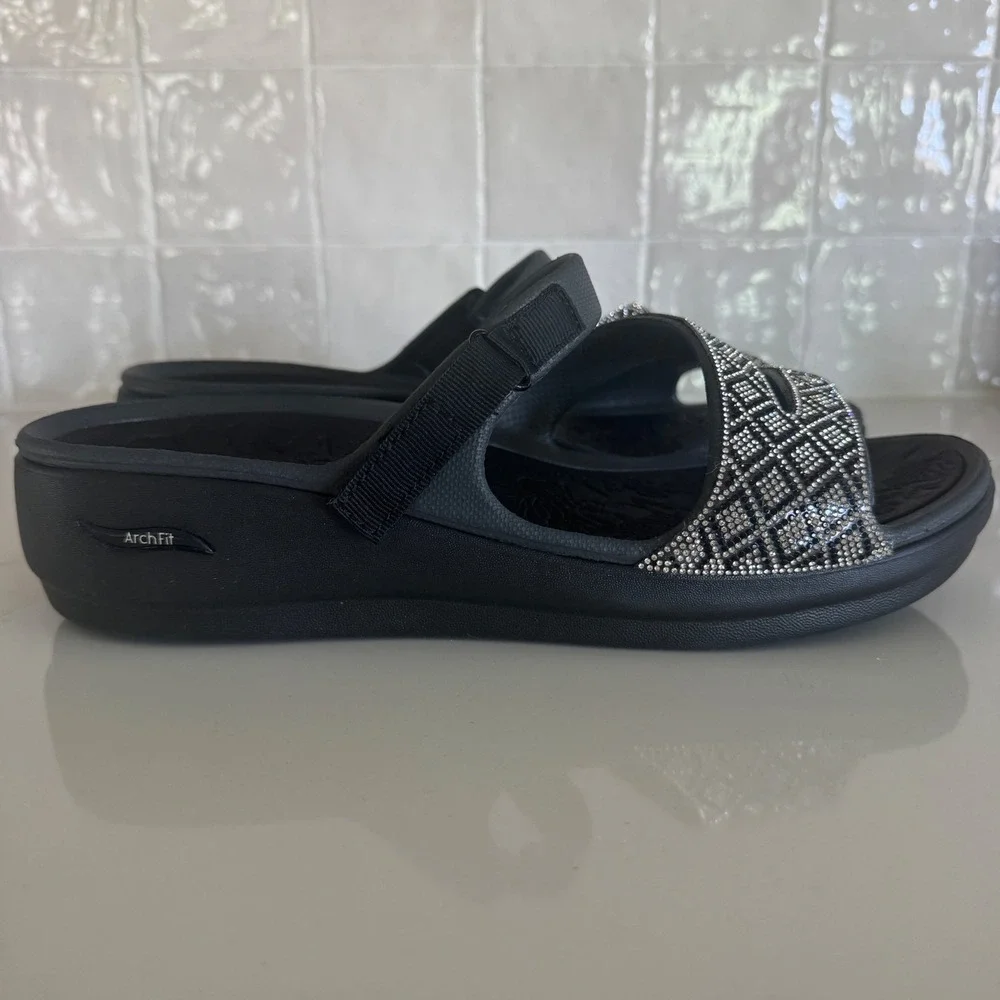 Skechers Foamies Arch Fit Footsteps Sandals Women 11 Black Rhinestone NEW